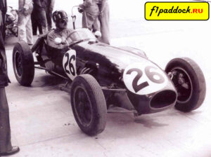 1958 год. Грэхем Хилл за рулём Lotus 12 Coventry-Climax (Гран-При Монако)