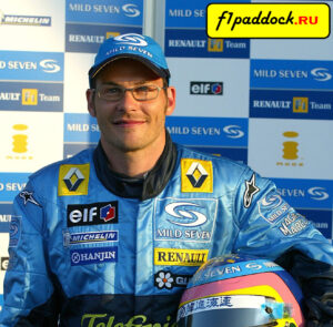 2004 год. Жак Вильнёв — пилот команды Renault