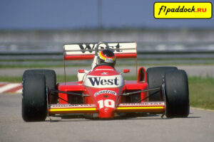 1988 год. Бернд Шнайдер за рулём Zakspeed 881