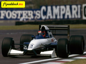 1992 год. Оливье Груйяр за рулём Tyrrell 020B Ilmor