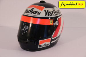 Шлем Герхарда Бергера для сезона 1994 года (команда Ferrari)