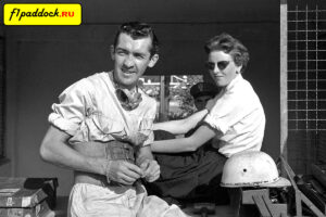 1958 год. Стюарт Льюис-Эванс в дни проведения Гран-При Италии