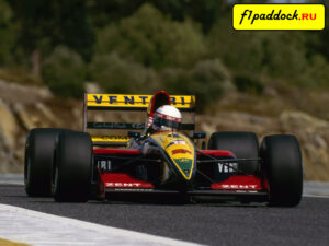1992 год. Бертран Гашо за рулём Venturi Larrousse LC92 Lamborghini