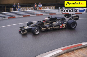1977 год. Марио Андретти за рулём Lotus 78 Ford Cosworth в Гран-При Монако