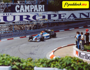 1994 год. Пьерлуиджи Мартини за рулём Minardi M193B Ford Cosworth в Гран-При Монако
