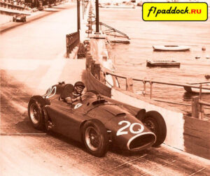 1956 год. Хуан-Мануэль Фанхио за рулём Lancia Ferrari D50 в Гран-При Монако