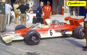 1969 год. Джон Майлз за рулём Lotus 63 Ford Cosworth в дни проведения Гран-При Италии