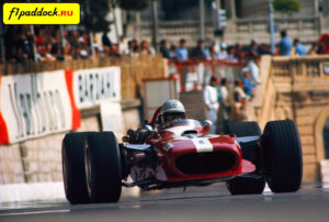 1969 год. Вик Элфорд представляет команду Colin Crabbe-Antique, пилотируя Cooper T86B Maserati в Гран-При Монако